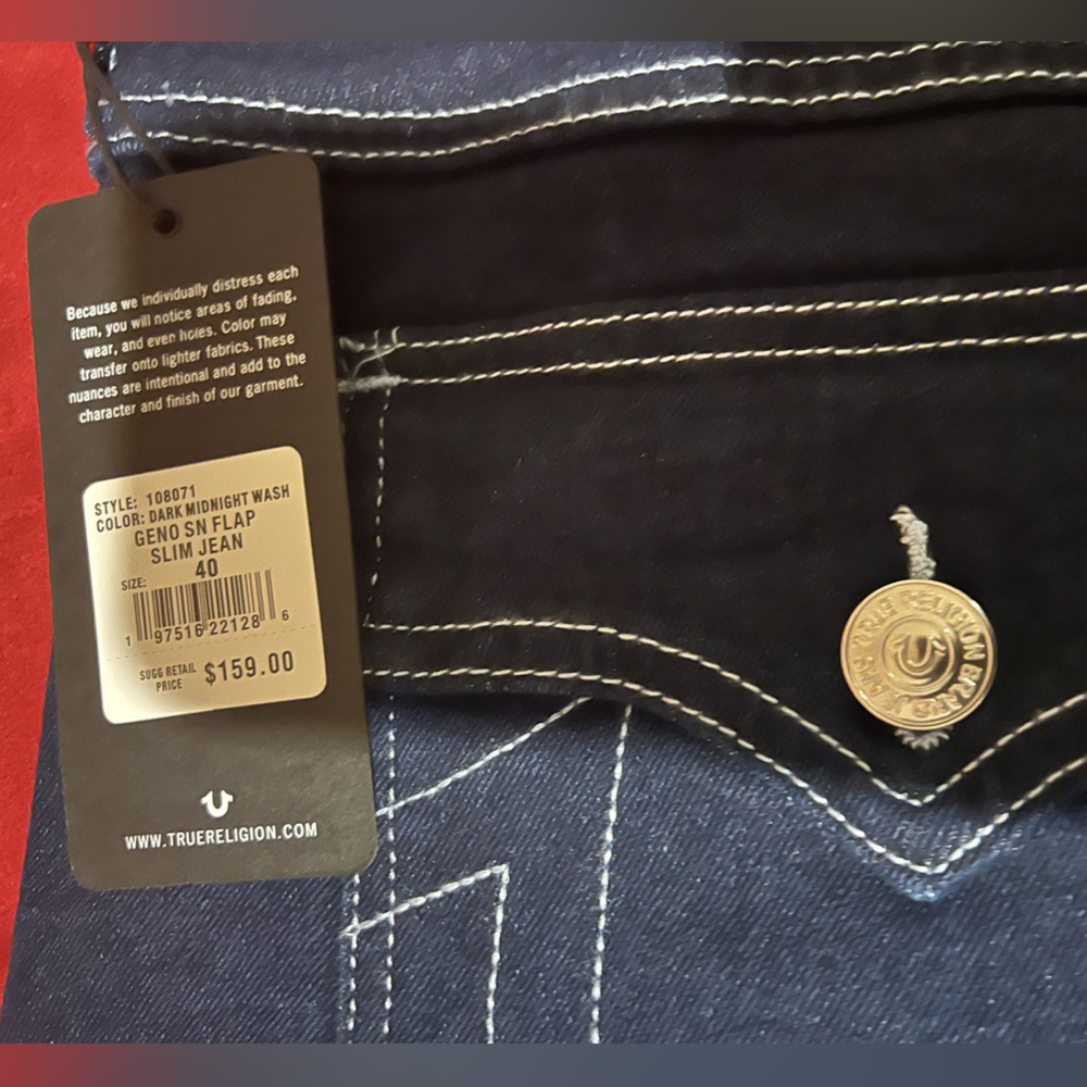 True Religion - Picture 3 of 5